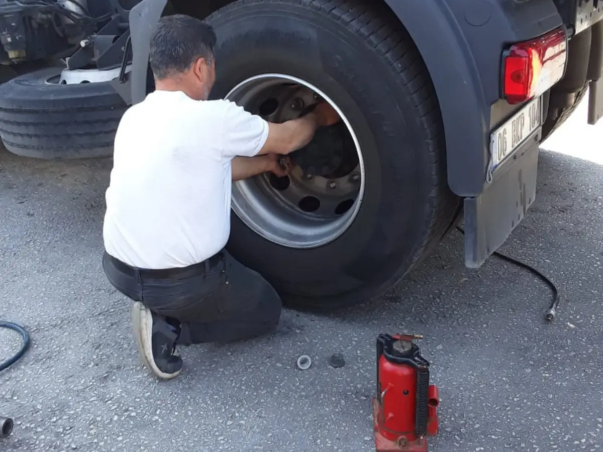 Malazgirt Oto Lastikçi